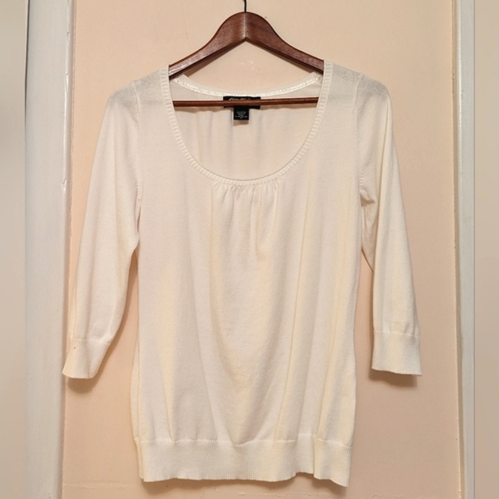 Eddie Bauer white fine knit top scoop neck lightweight cotton medium